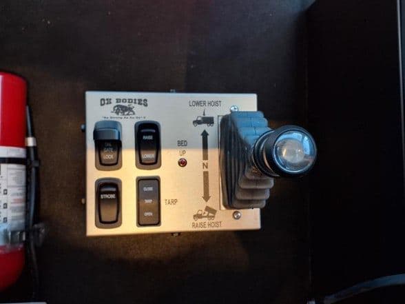 2025 Kenworth T880 image 30