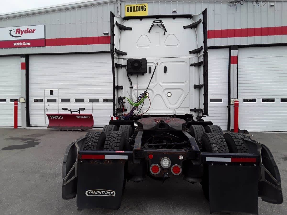 2020 Freightliner Cascadia 126 Sleeper Semi Truck - 72" Condo Sleeper, 400HP, 12 Speed Automatic image 5
