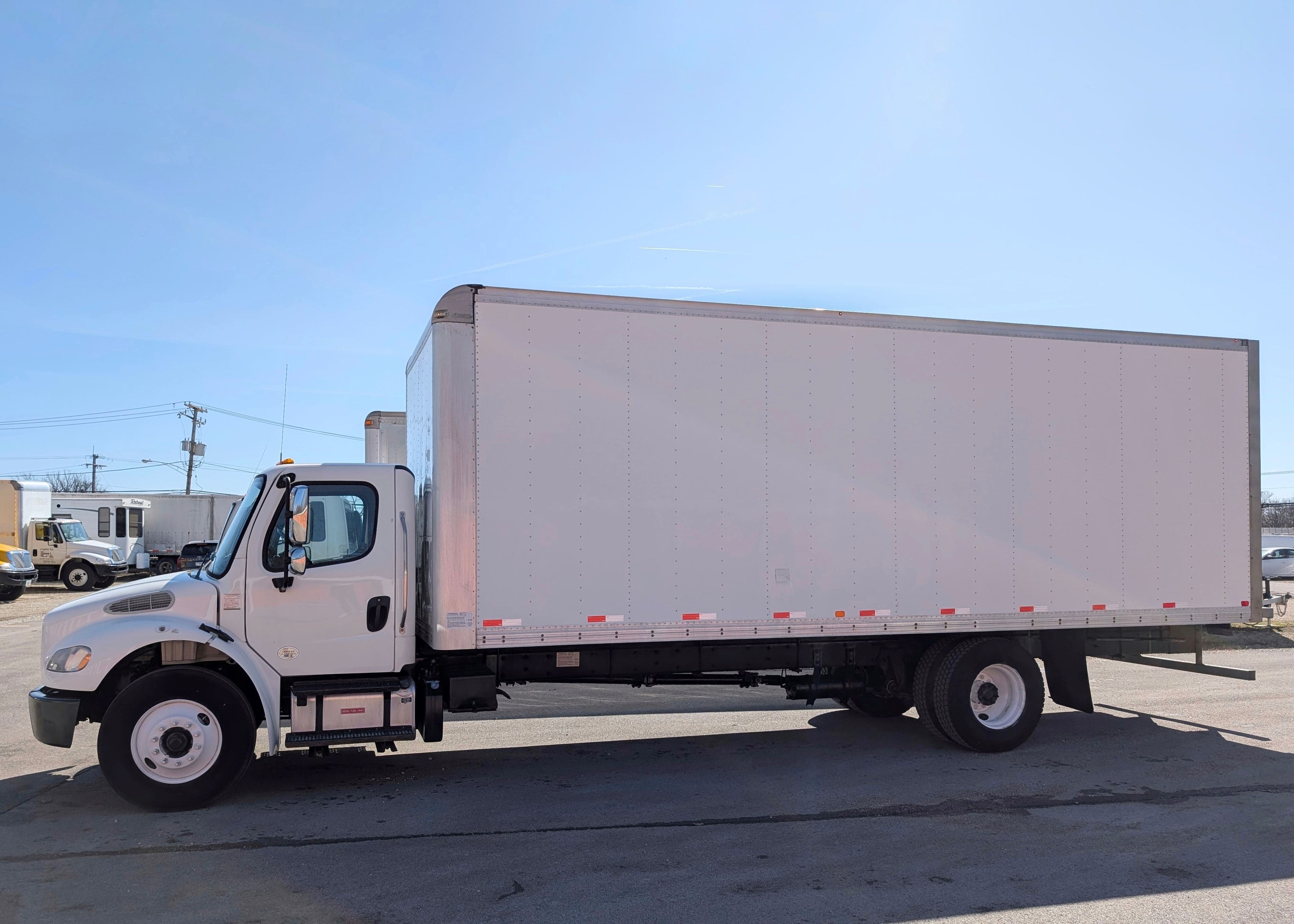 2020 Freightliner M2 image 1