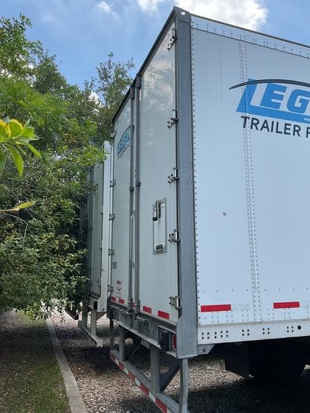 2019 Wabash 3000R image 3