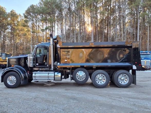 2026 Kenworth W900 image 6