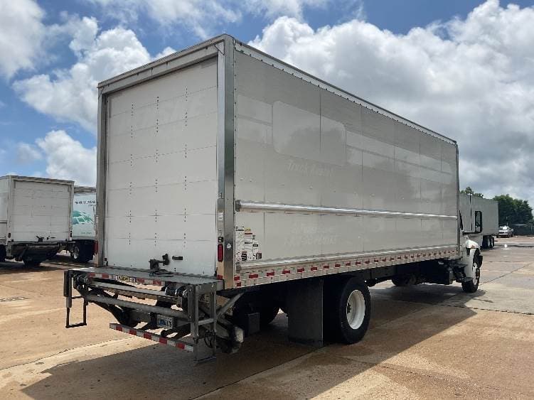 2022 International MV607 Box Truck - 220HP, 6 Speed Automatic, Roll up Door image 13