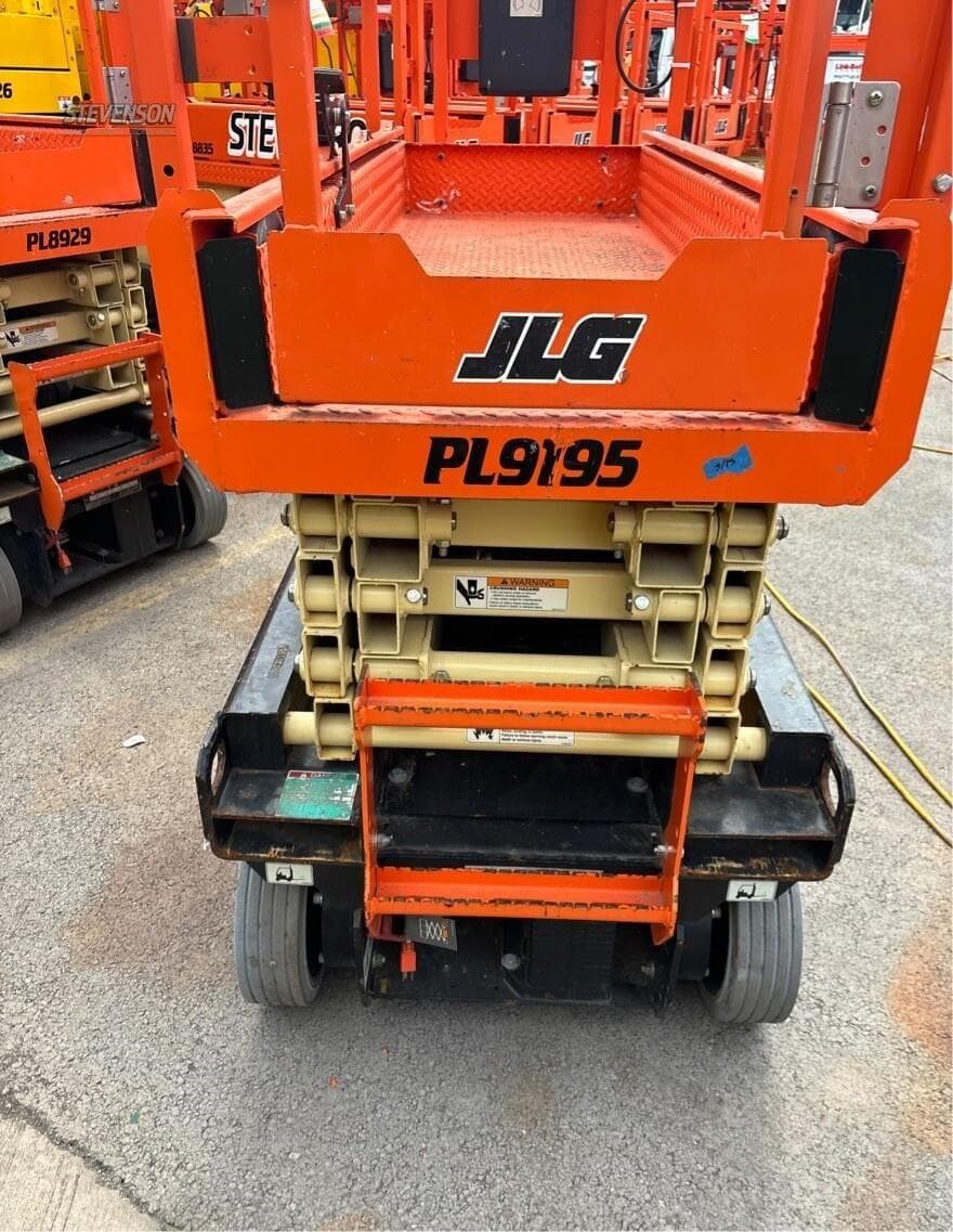 2021 JLG R1932i PL9195 image 8