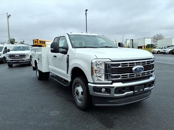 2026 Ford F450 XL SD image 2