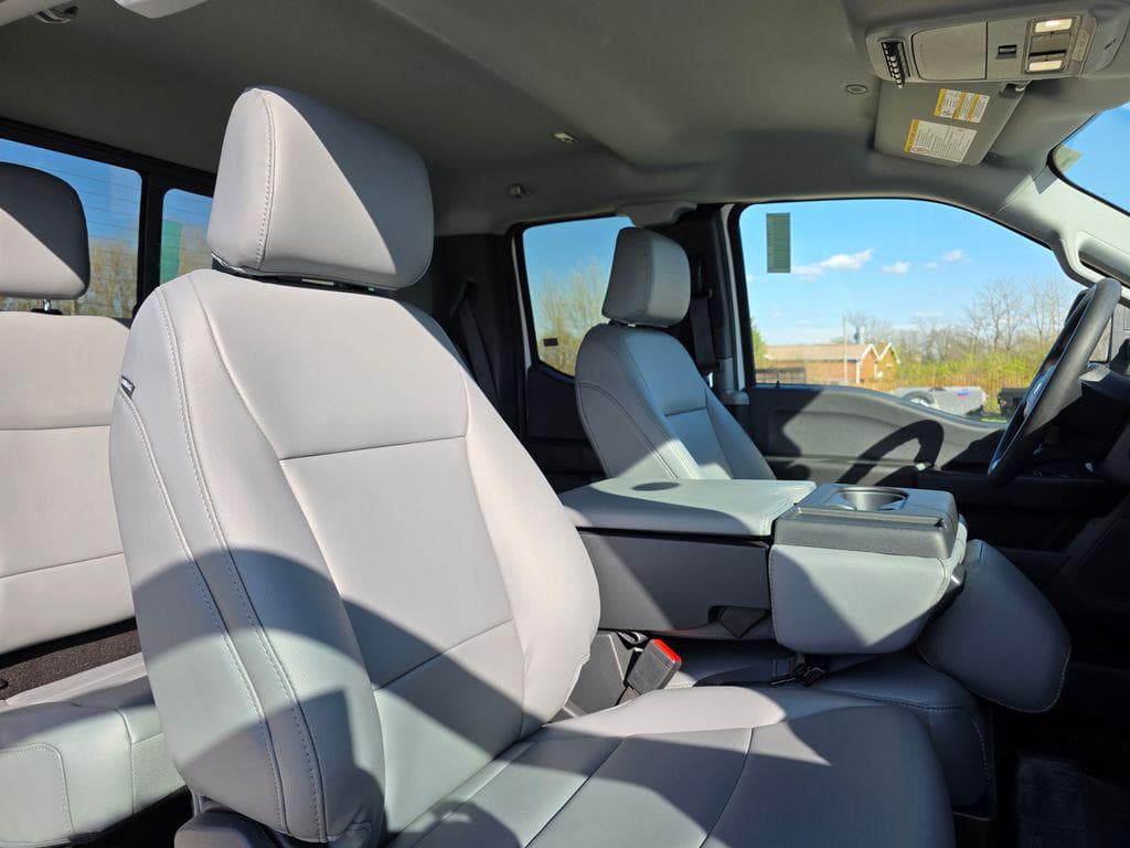 2026 Ford F-350SD XL Service Utility Body image 37