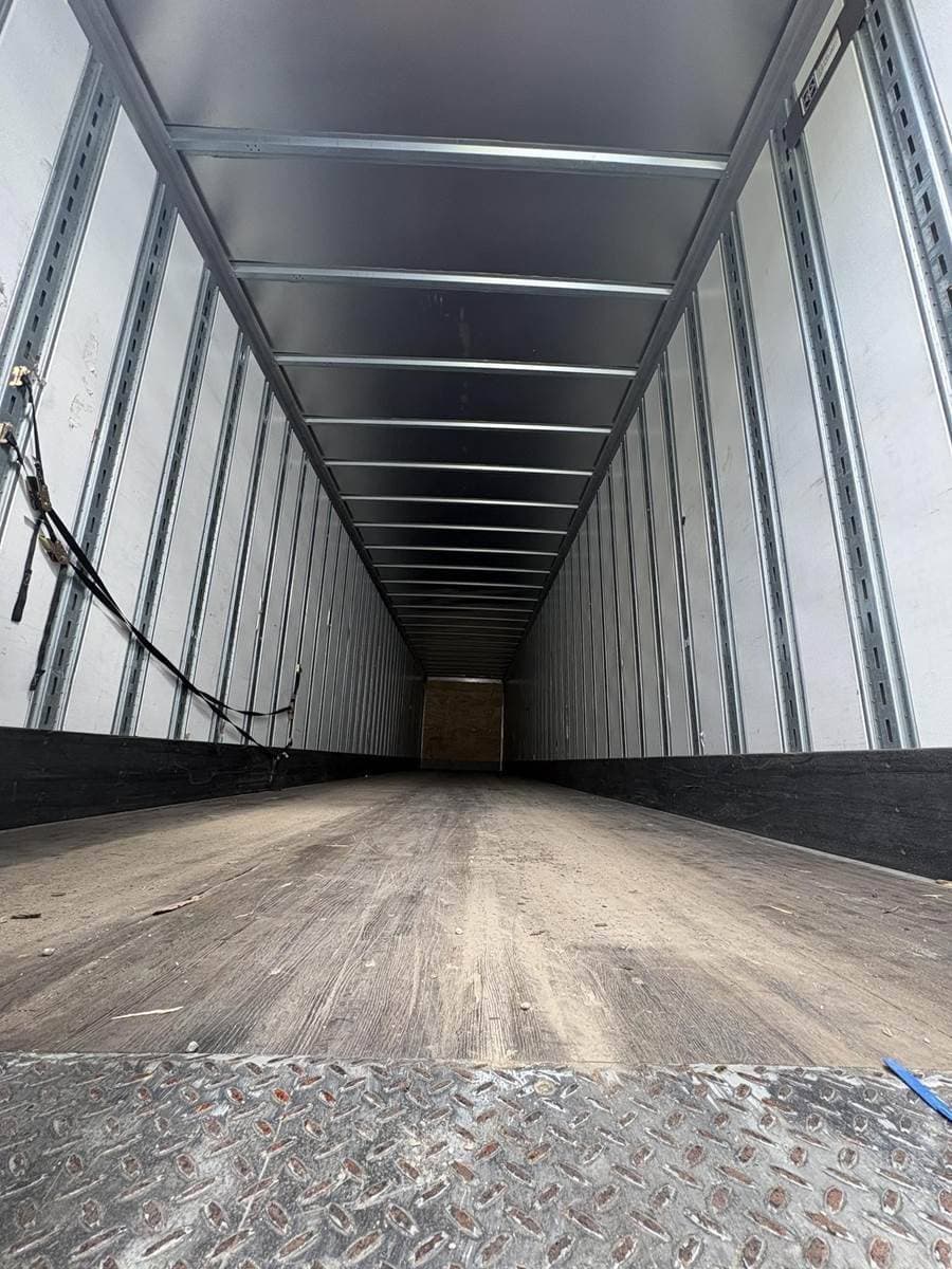 2023 Great Dane 53 ft Dry Van Trailer - Swing Door, Air Ride, Sliding Axle image 4