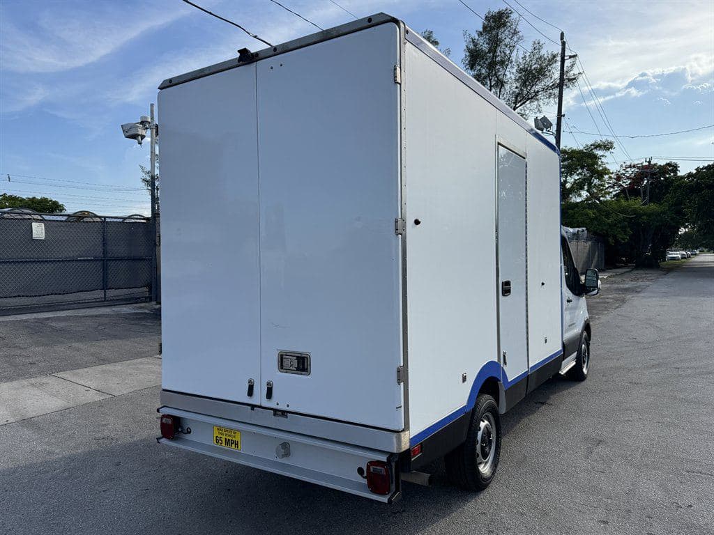 2023 Ford Transit T-350 image 13
