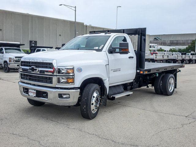 2024 Chevrolet Silverado 6500HD image 7