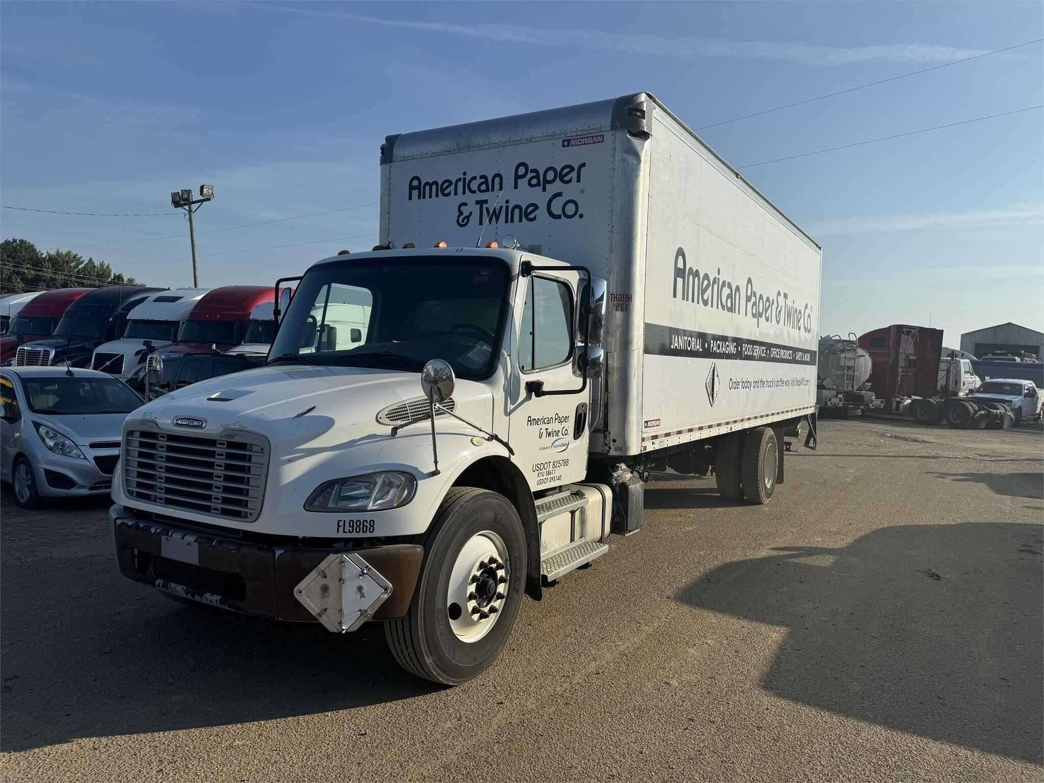 2019 Freightliner M2 image 6