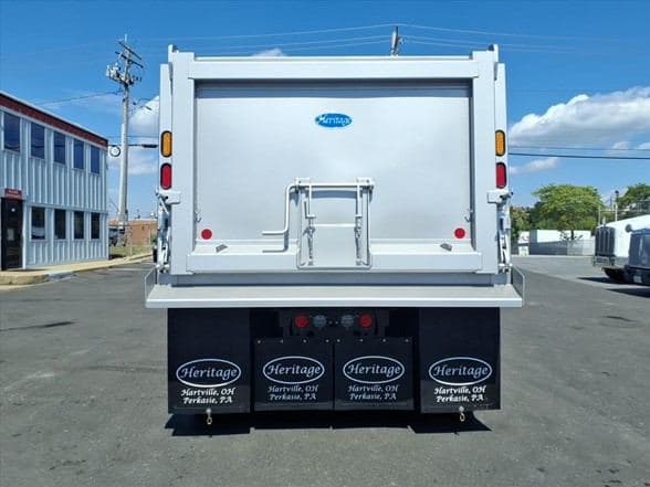 2026 Kenworth T880 image 6