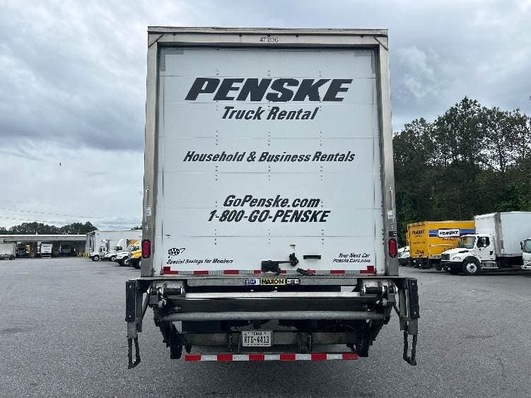 2022 International MV607 Box Truck - 220HP, 6 Speed Automatic, Roll up Door image 7