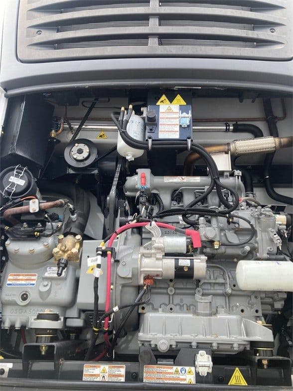 2025 Stoughton 53 ft T/A image 2