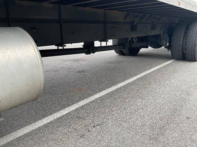 2022 International MV607 Box Truck - 220HP, 6 Speed Automatic, Roll up Door image 5