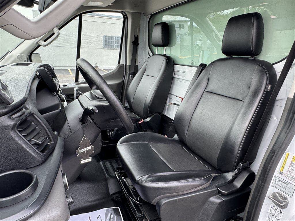 2023 Ford Transit T-350 image 48