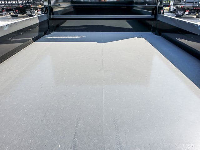 2024 Chevrolet 4500 HG LCF Gas Work Truck 11' Steel Dump Body image 9