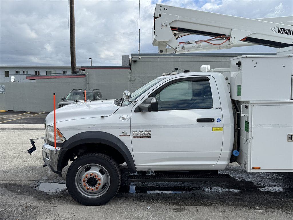 2017 RAM 5500 image 7