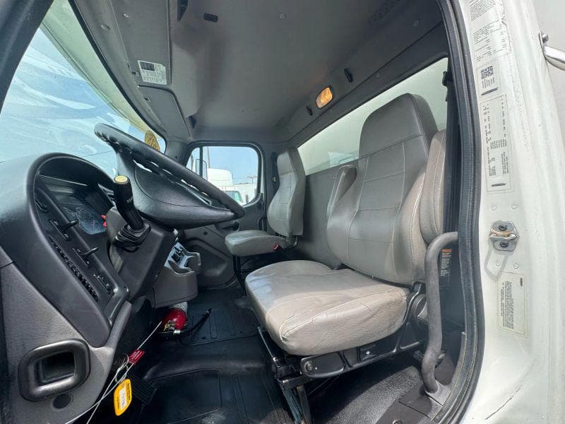 2018 Freightliner Cascadia 125 image 43