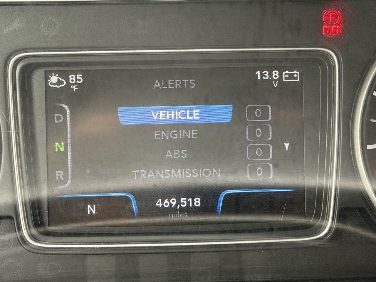 2022 International LT625 image 21
