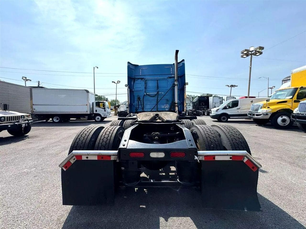 2012 Volvo VNL image 39