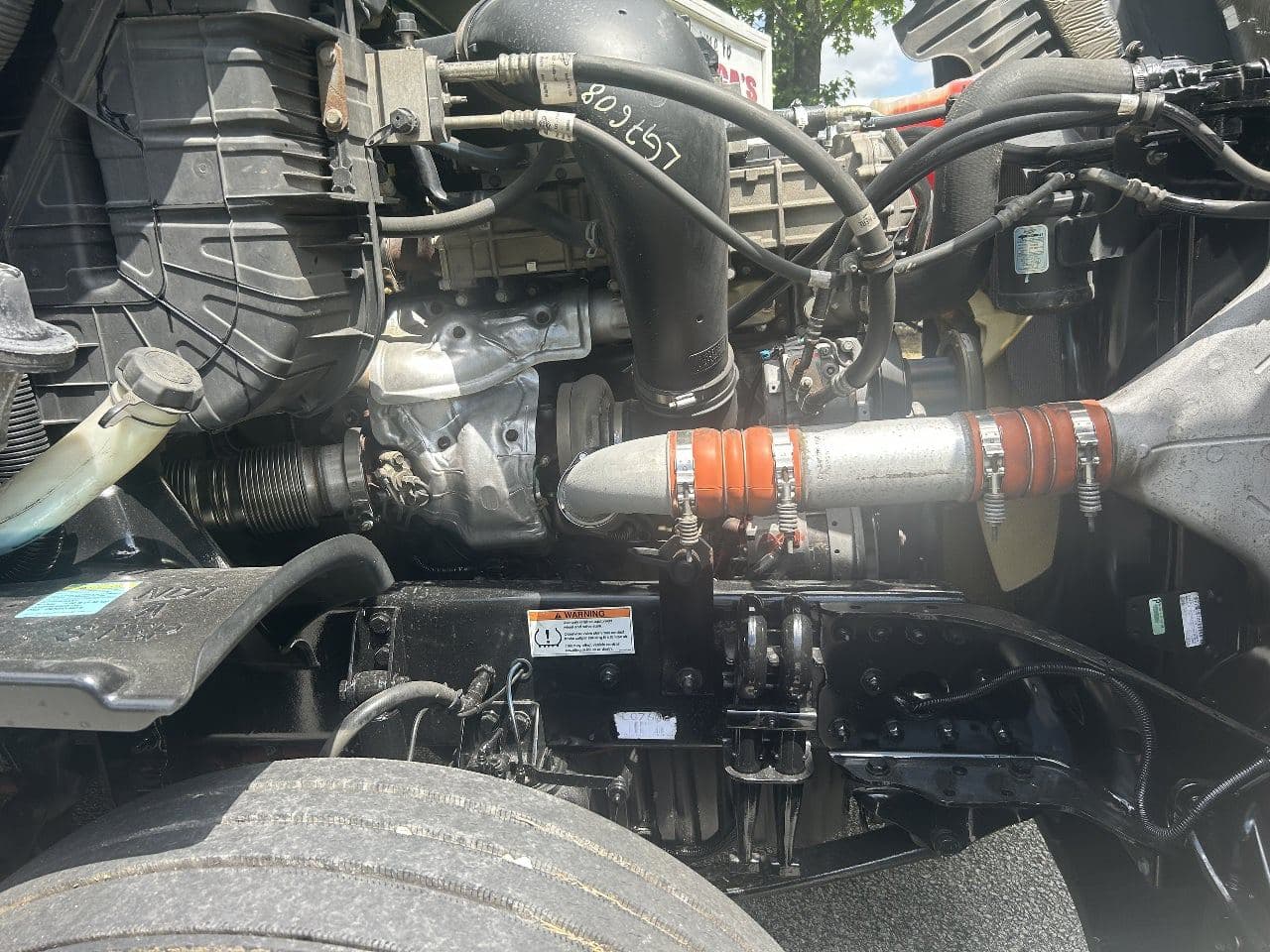 2020 Freightliner Cascadia 125 image 10