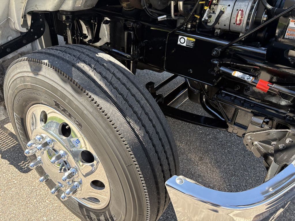 Used 2025 KENWORTH T380 image 18