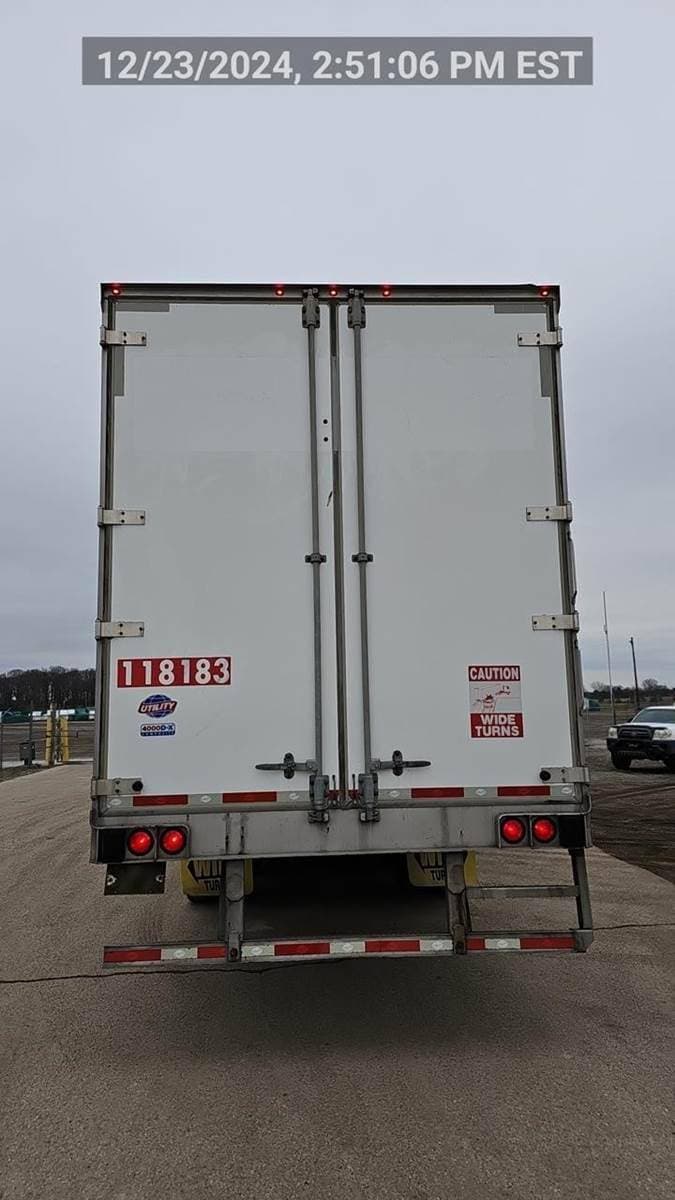 2018 Utility 4000D-X image 3