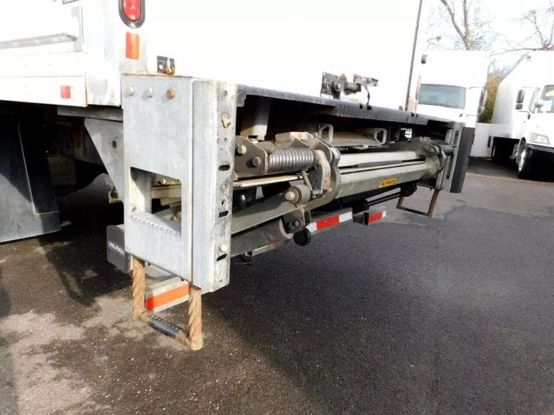 2018 International 4300 image 31