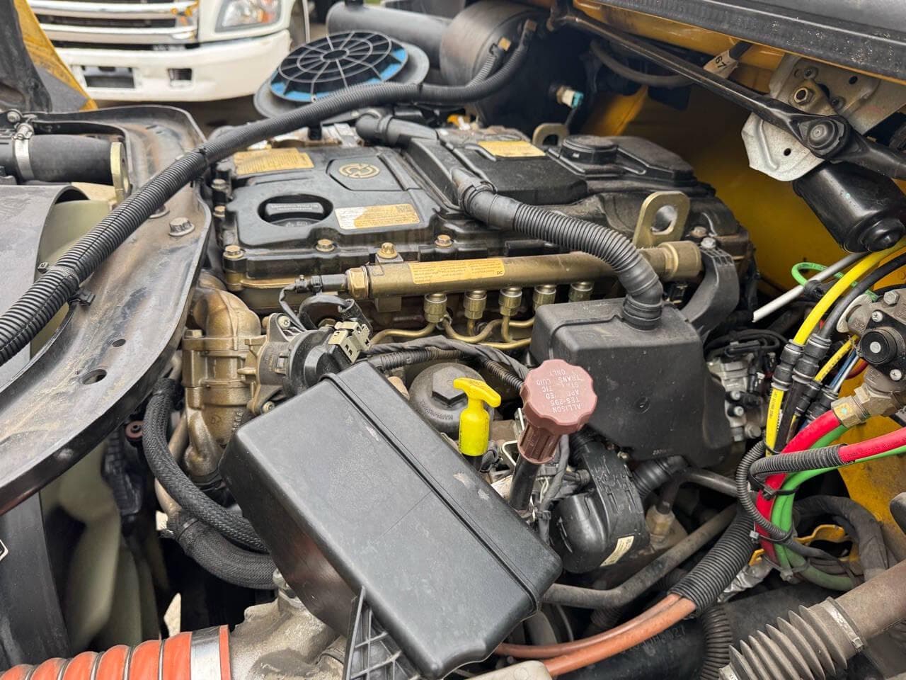 2018 Freightliner M2 106 image 9