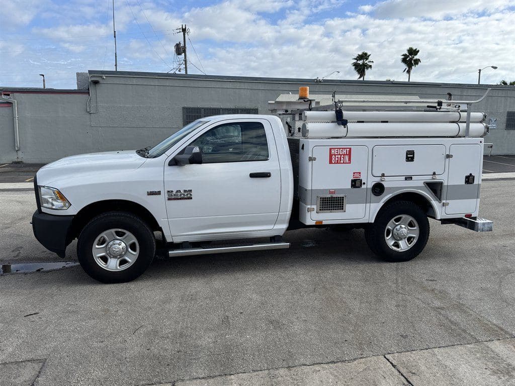 2016 Ram 3500 Tradesman image 6