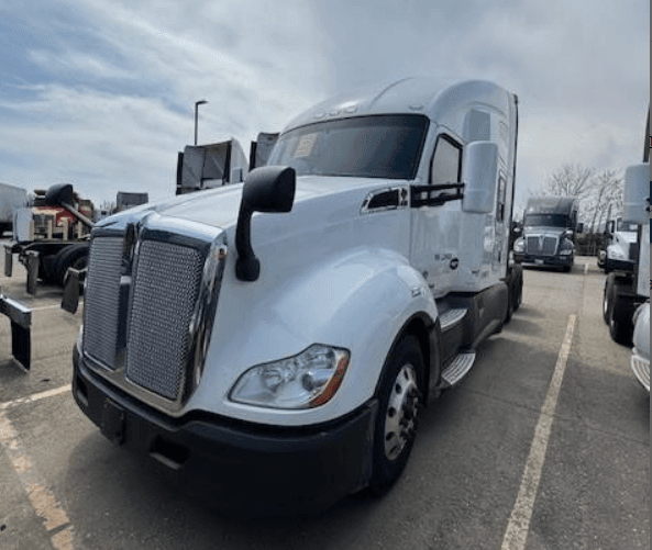 2020 Kenworth T680 image 2