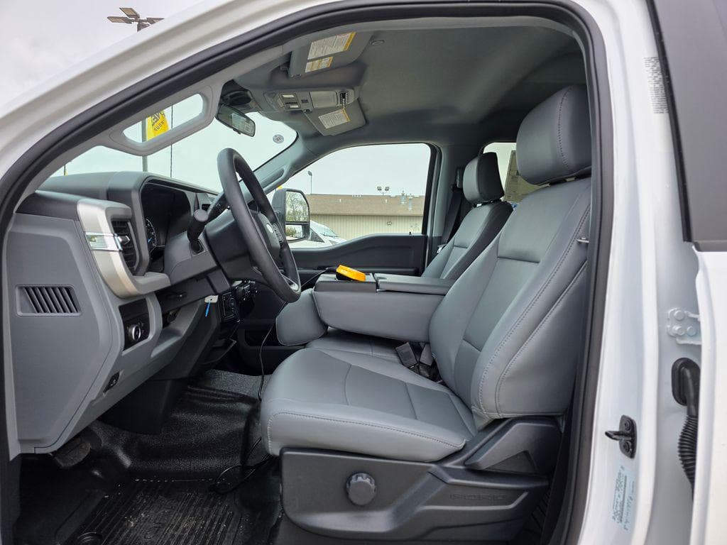 2026 Ford F-450SD XL Dump Truck image 29