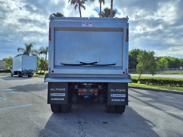 2025 Kenworth T880 image 6