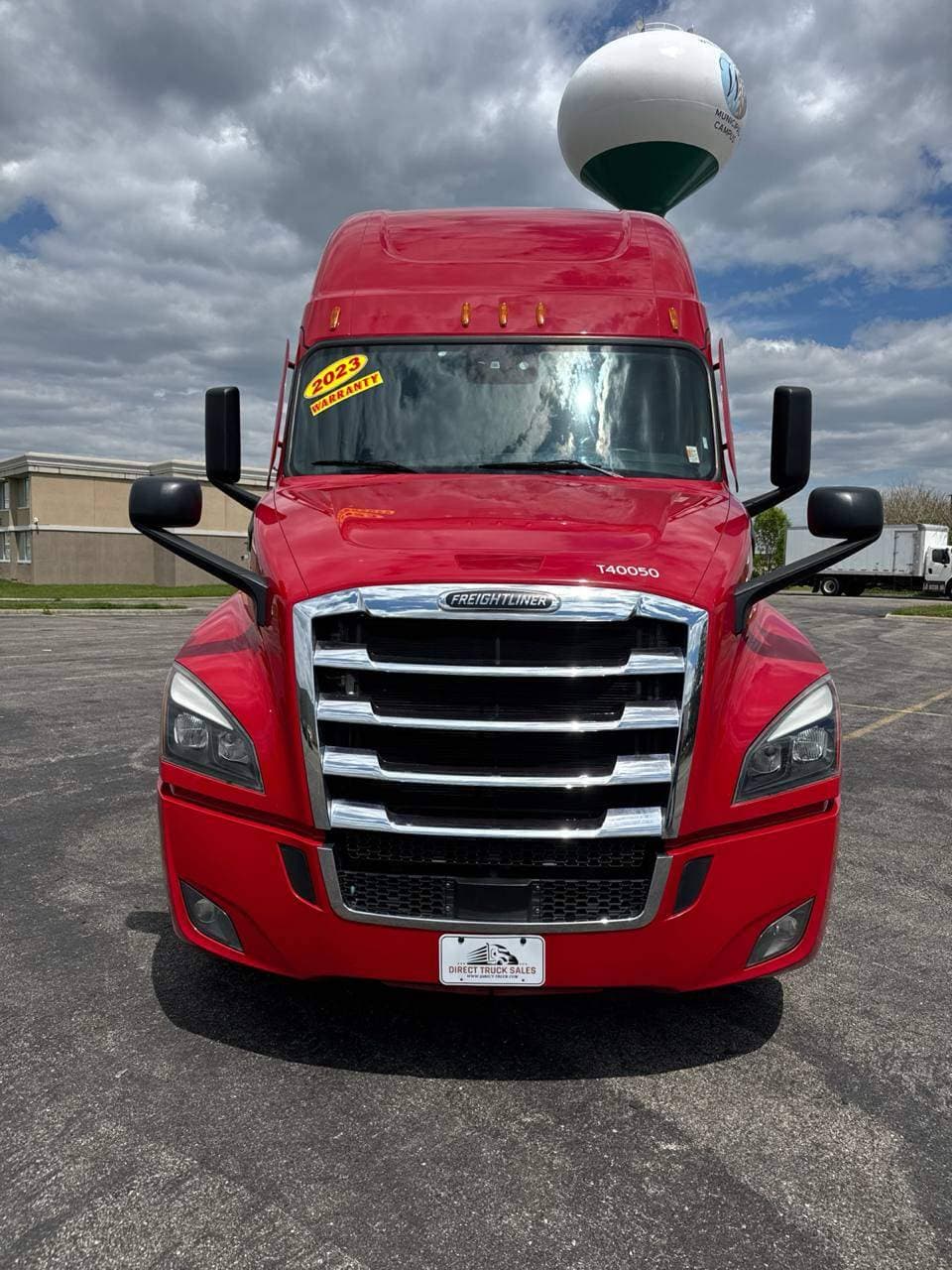 2023 Freightliner Cascadia 126 image 2