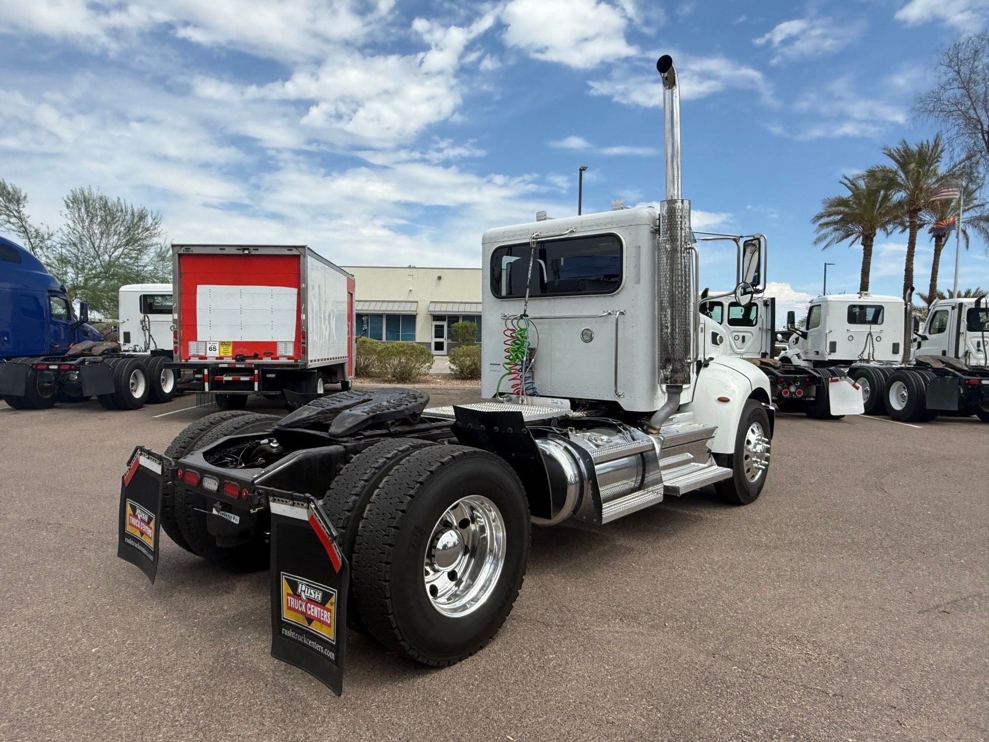 2019 Peterbilt 337 image 5