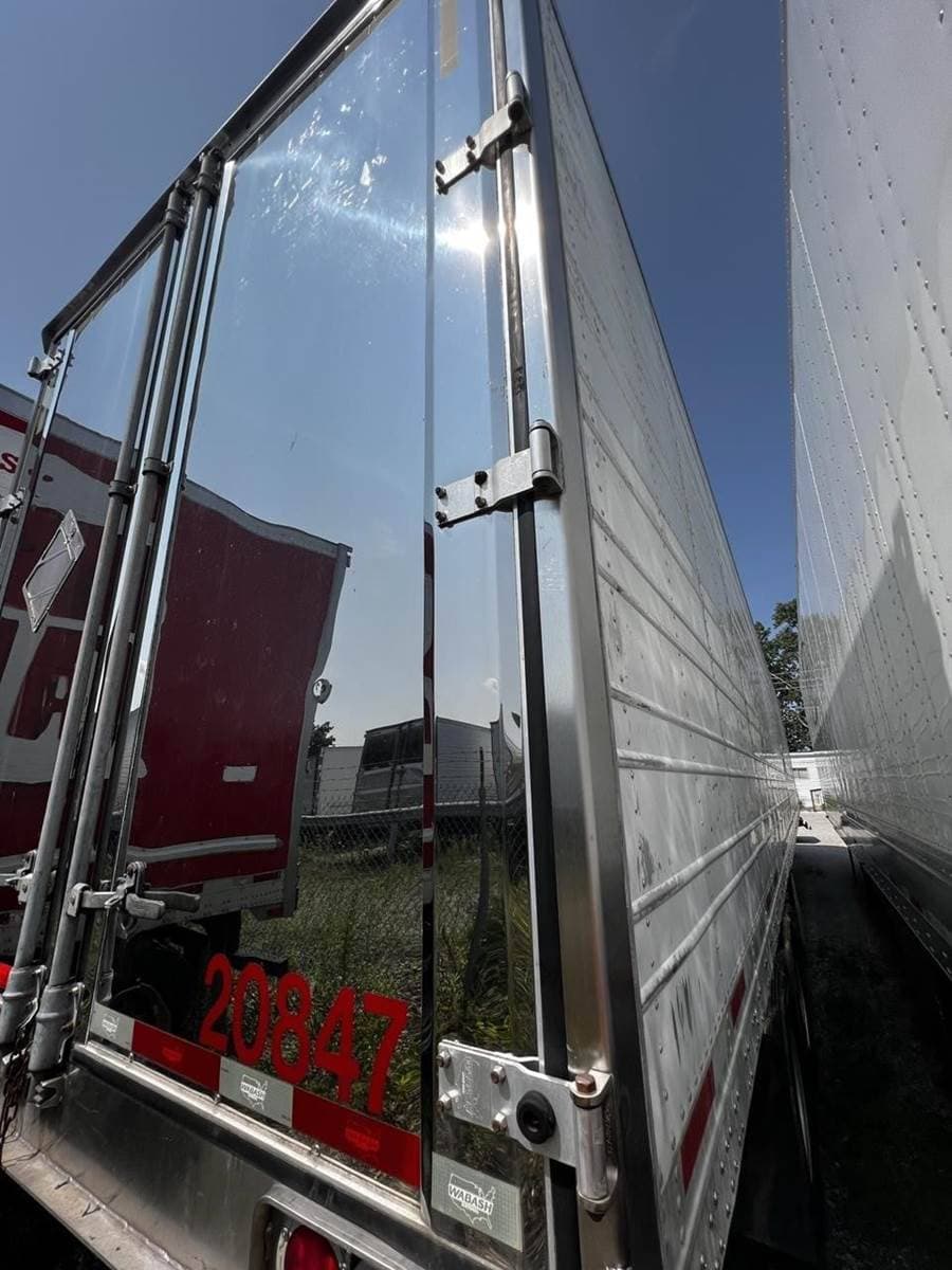 2013 Wabash 53 ft Reefer Trailer - Sliding Axle, Swing Door, Thermo King image 3