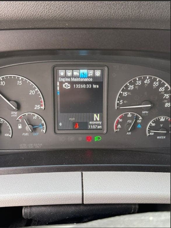 2022 Freightliner Cascadia image 11