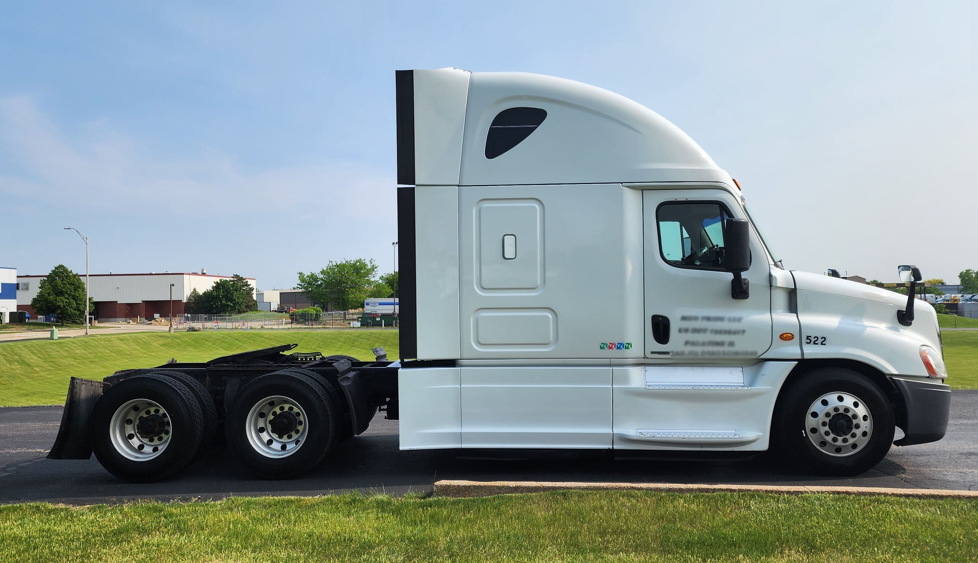 2016 Freightliner Cascadia 125 image 12
