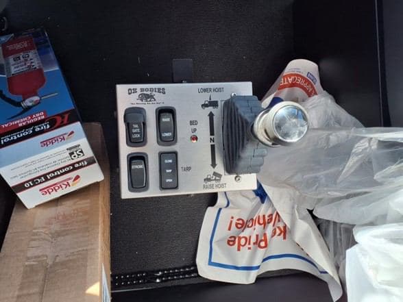 2026 Kenworth T880 image 24