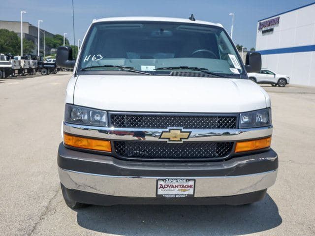 2025 Chevrolet Express 2500 Work Van Cargo image 8