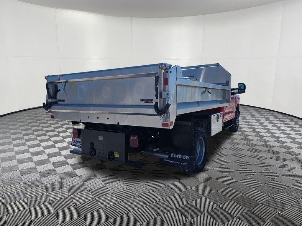 2025 Ford F-350SD XL Dump Truck image 9