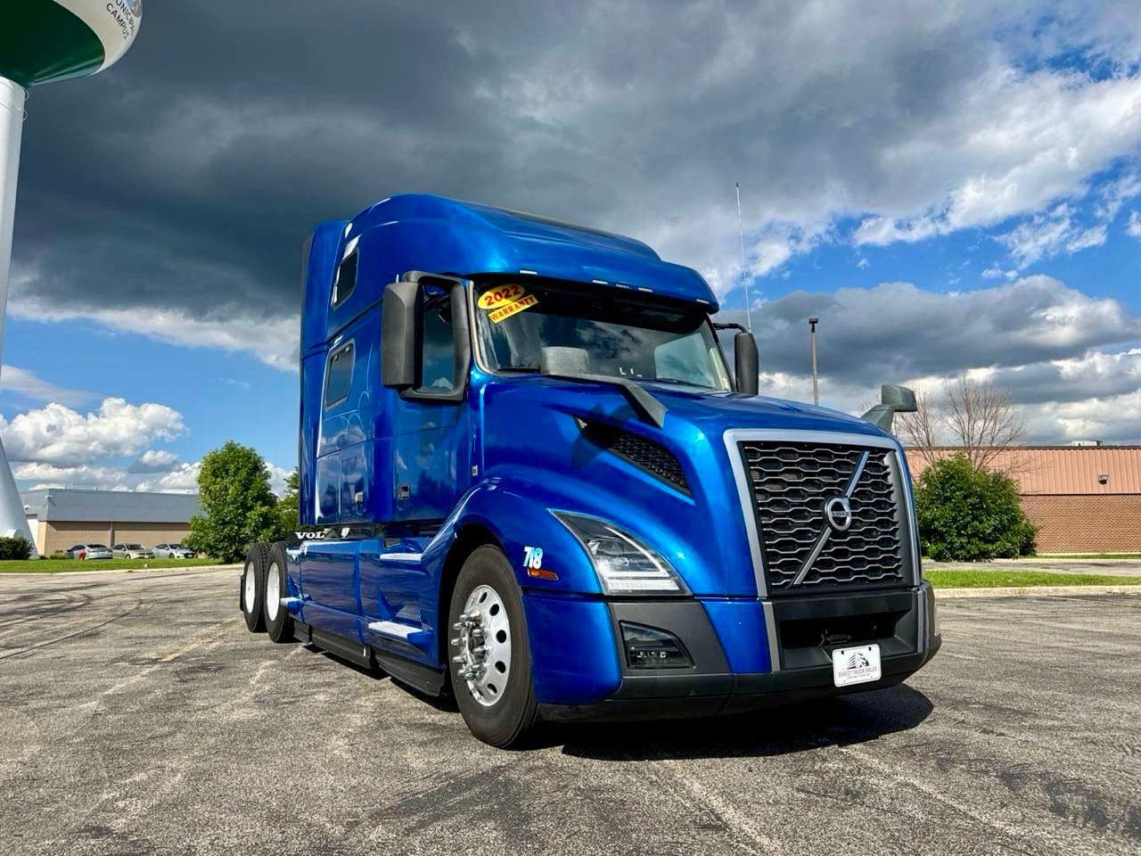 2022 Volvo VNL64T860 image 3