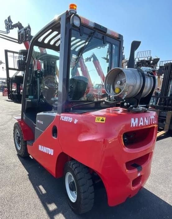 2023 MANITOU MI40G FL8970 image 4