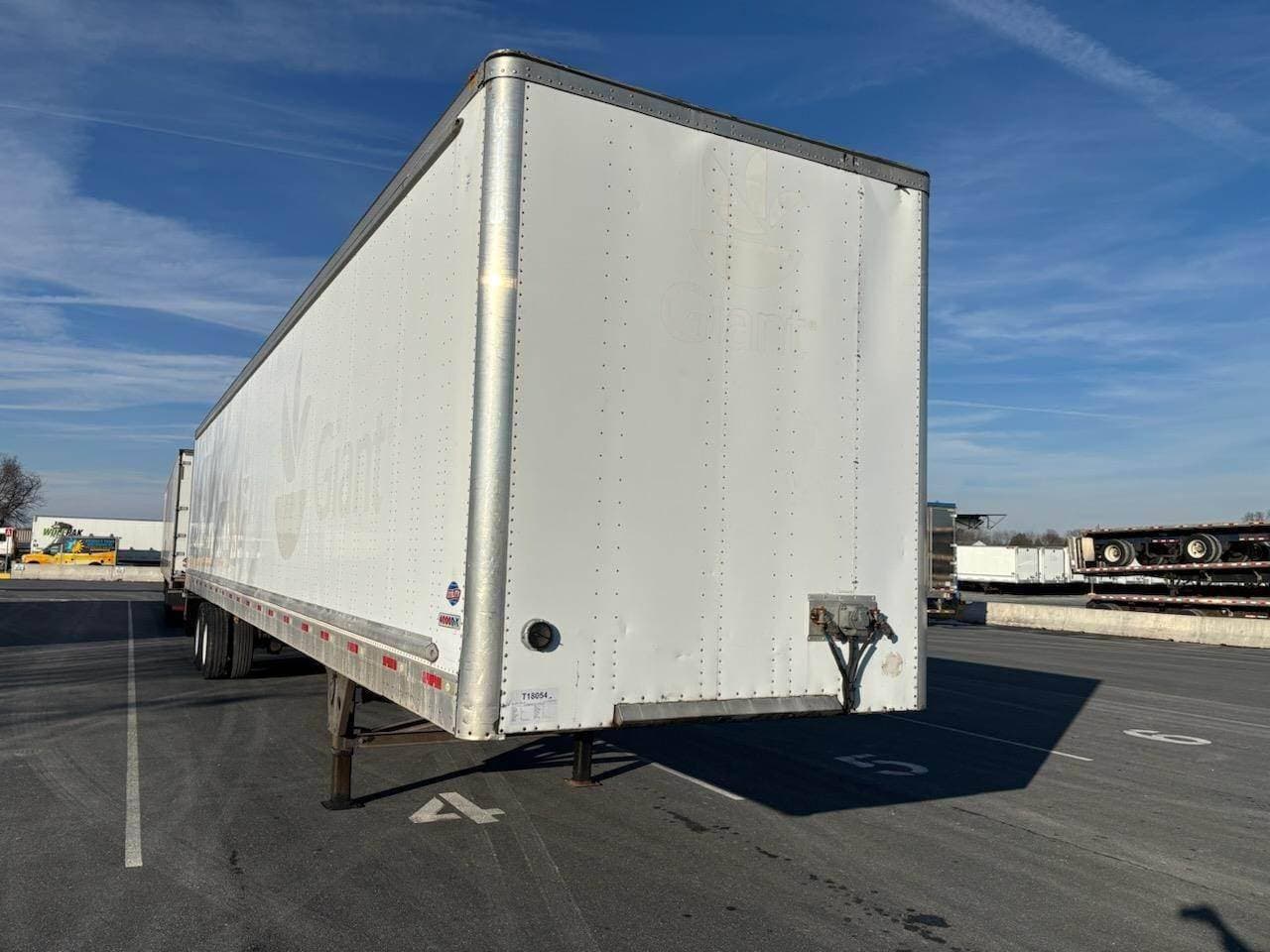 2008 UTILITY 53 ft Dry Van Trailer - Roll up Door, Spring, Sliding Axle image 1