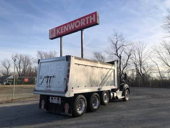 2021 Kenworth T880 image 4