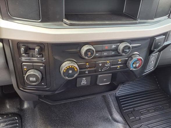 2026 Ford F600 SD XL image 13