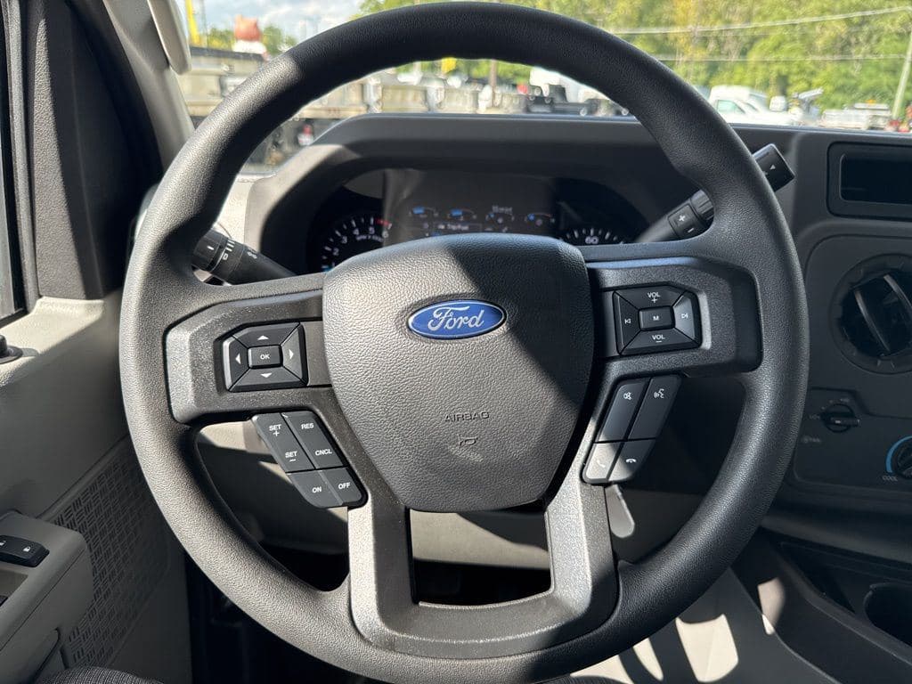 2026 Ford E-350SD Base Box Van image 26