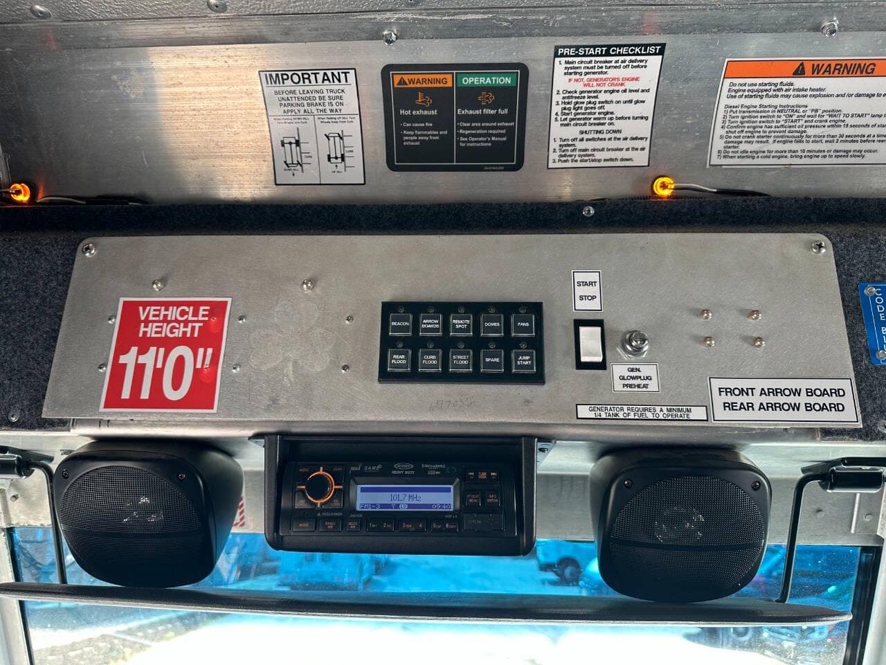 2016 Freightliner MT45 image 31