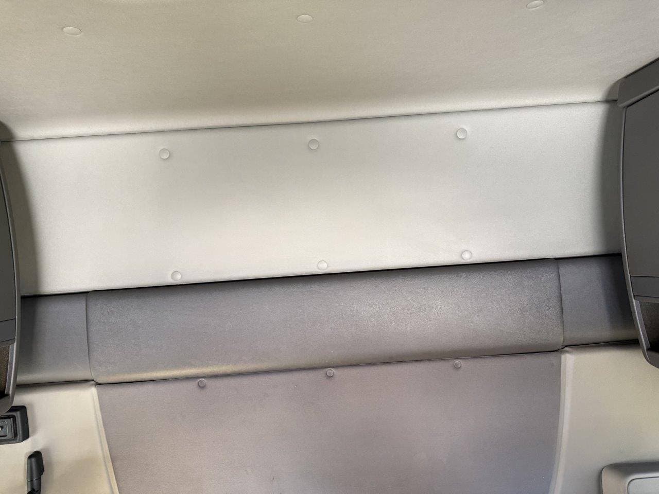 2018 International LT625 image 18