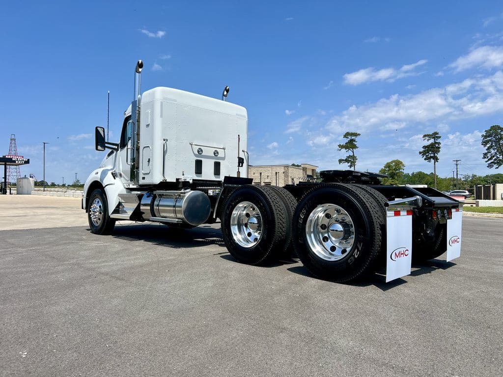 New 2027 KENWORTH T880 image 6