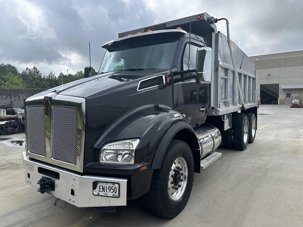 2021 Kenworth T880 image 2